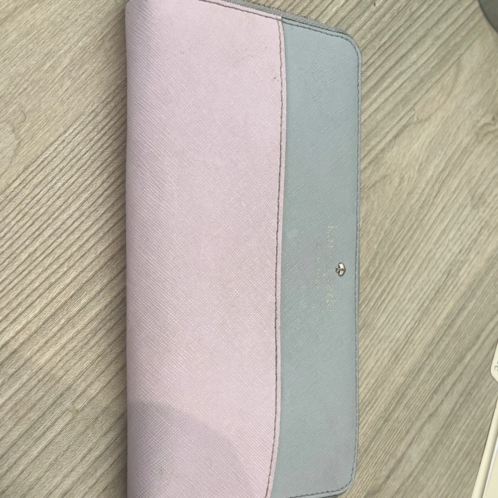 Kate Spade NY large continental zip-around wallet Saffiano leather, colorblock